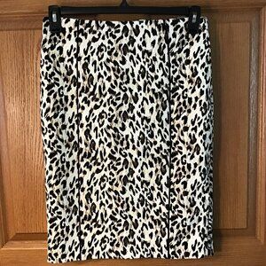 White  House Black Market Skirt